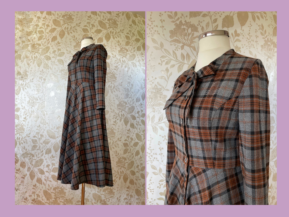 Long Tartan dress with bow at the neck